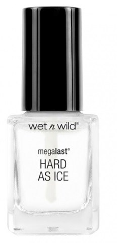 En gjennomsiktig neglelakkflaske med svart lokk og svart tekst, merket WET N WILD MegaLast HARD AS ICE.