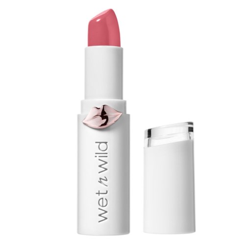 Ein pinkfarbener Lippenstift ohne Deckel, zeigt die Farbe und Form des Lippenstifts.