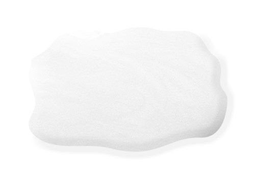 Ett vitt, oregelbundet formad papper eller tygbit med mjuk skugga, centrerad på en mörk bakgrund.
