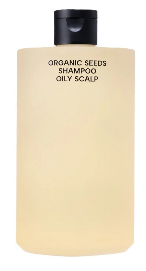 En beige schampoflaska med svart flip-lock. Den är märkt som ekologiska frö schampo för fet hårbotten.