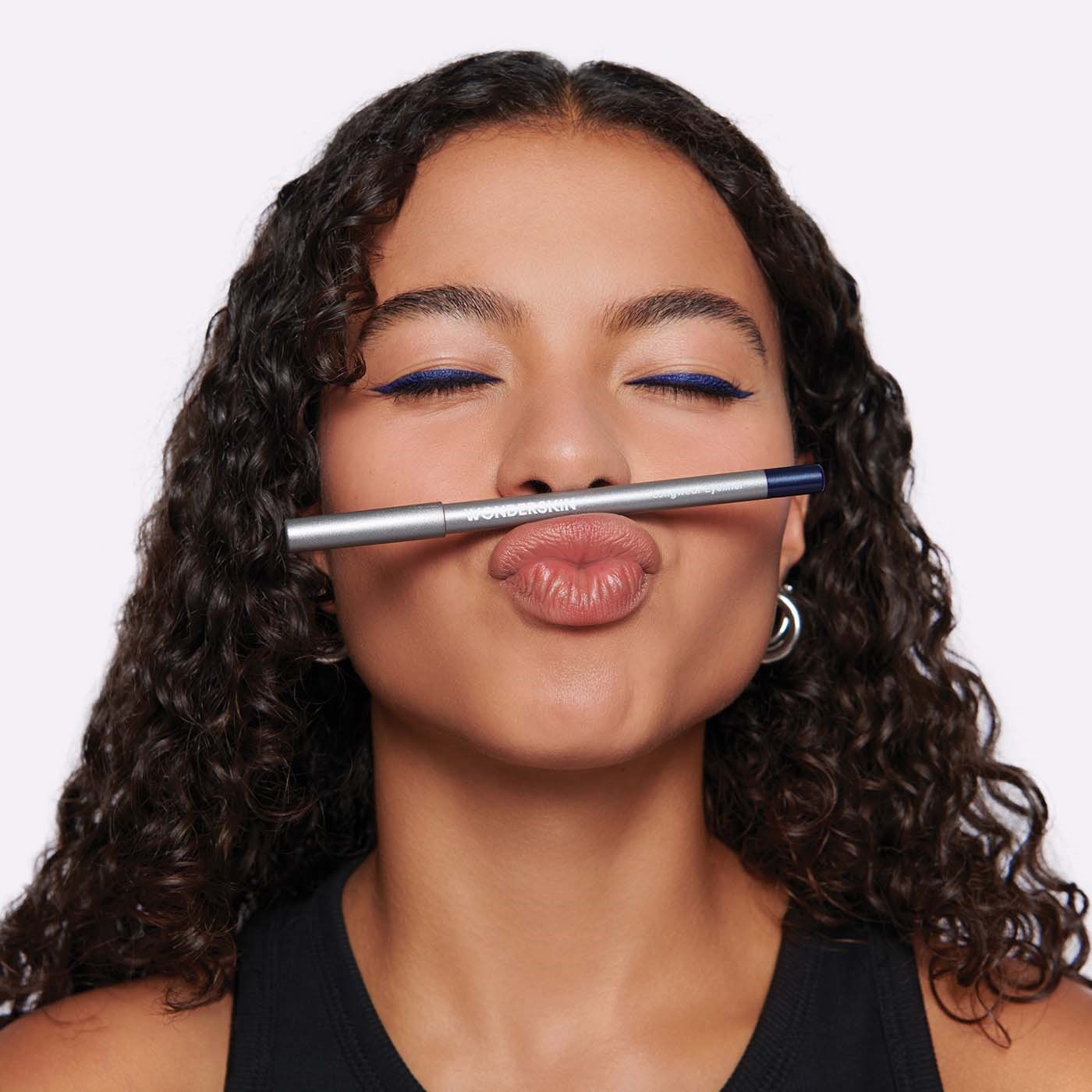Wonderskin 1440 Longwear Eyeliner Blueberry (obrázok 5)