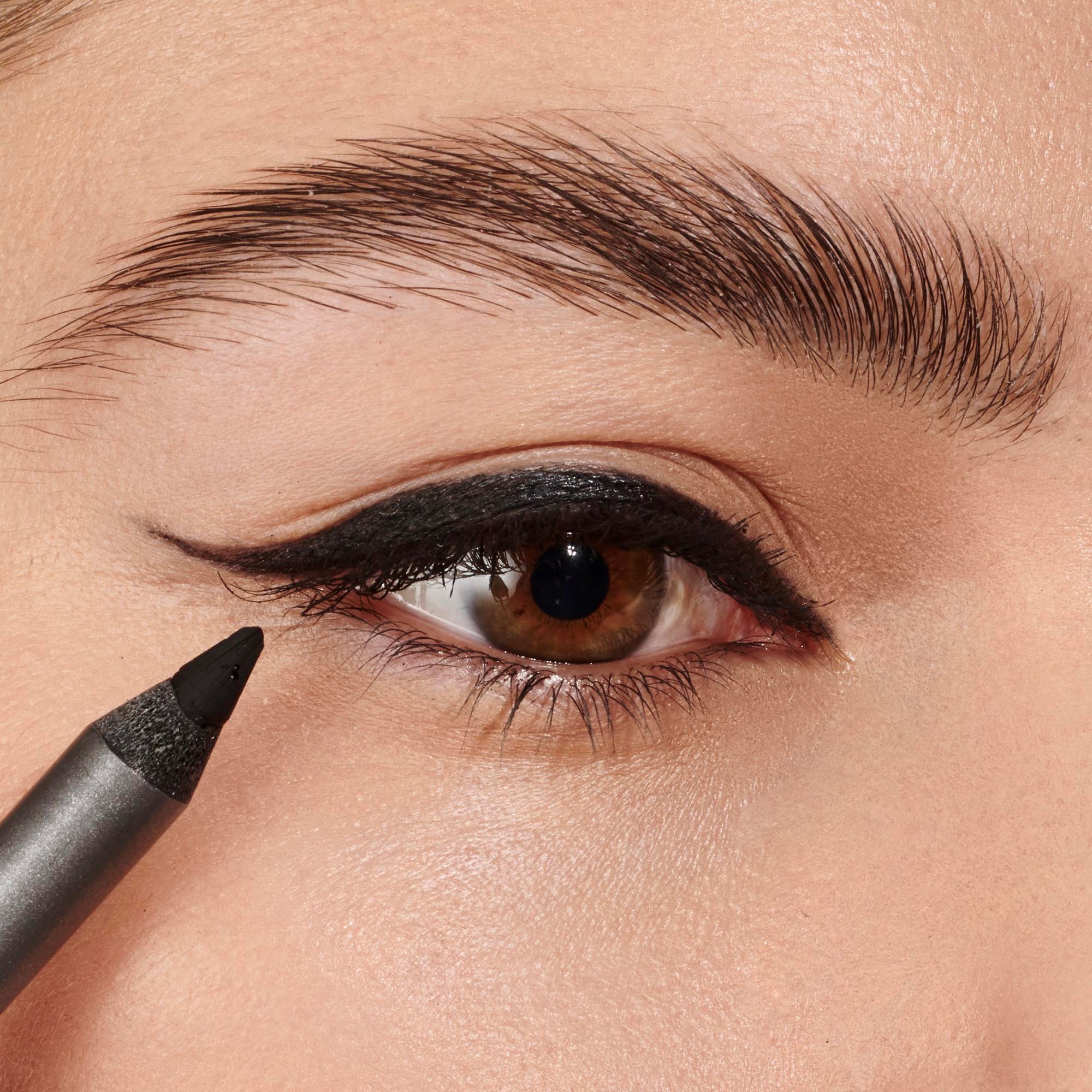 Wonderskin 1440 Longwear Eyeliner - kredka do oczu Liquorice (obrázok 4)