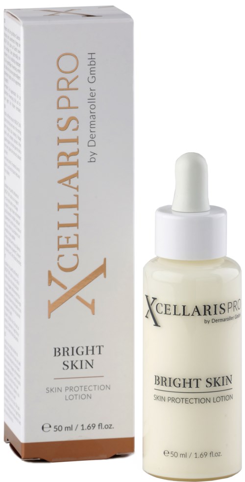 En vit flaska och förpackning av hudskyddslotion kallad X CELLARIS PRO BRIGHT SKIN.