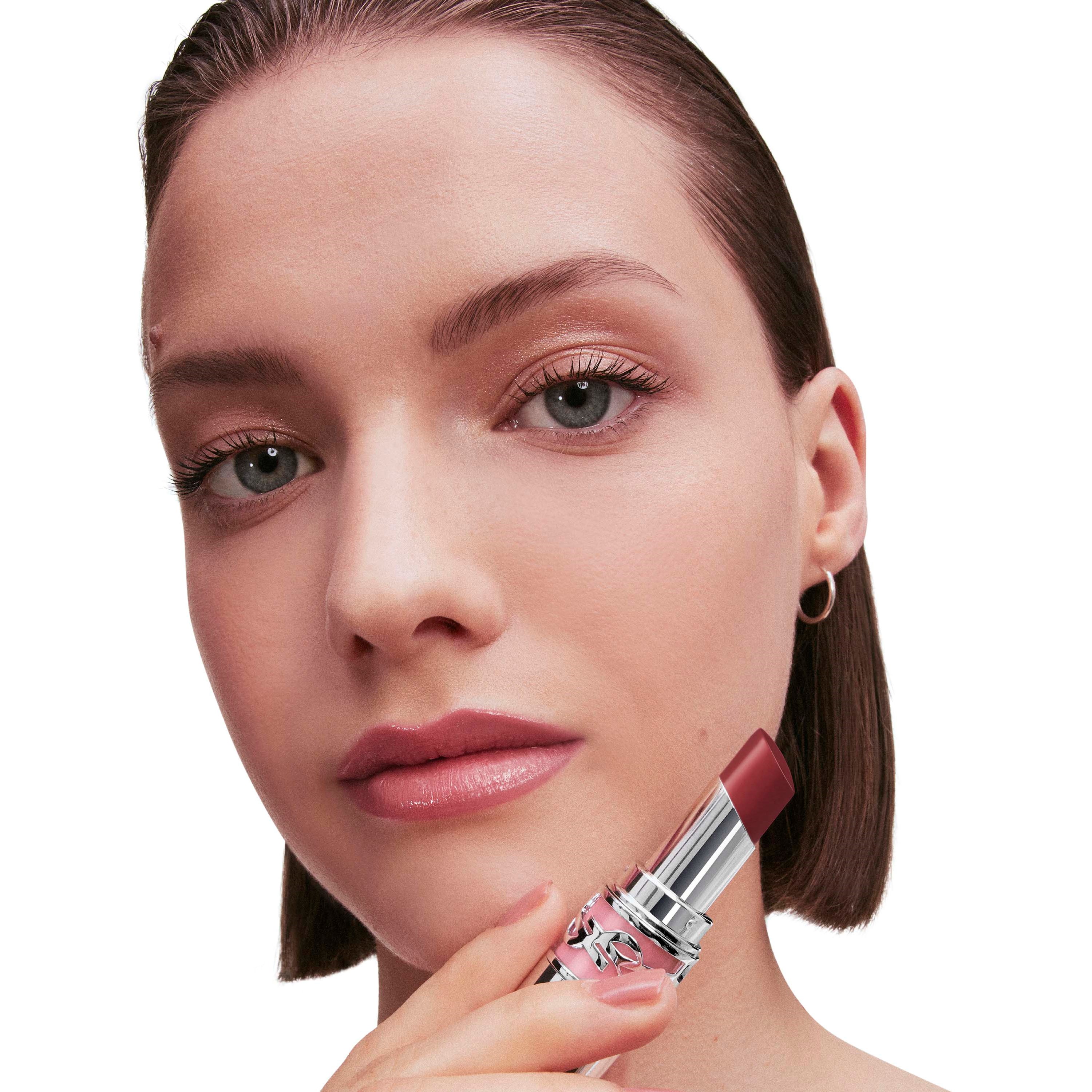 Yves Saint Laurent YSL Loveshine Wet Shine Lipstick 154 Love Berry (obrázok 8)