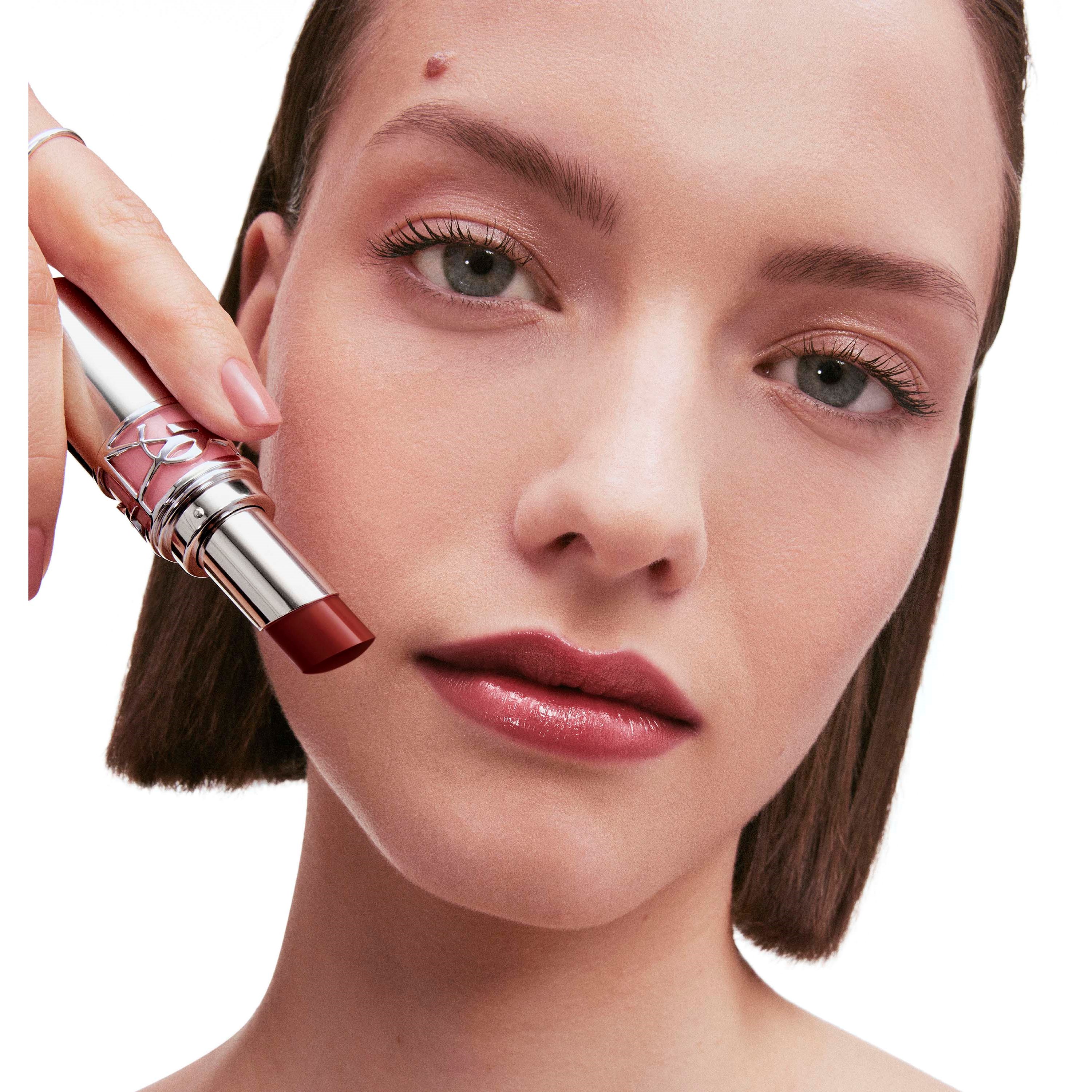 Yves Saint Laurent YSL Loveshine Wet Shine Lipstick 206 Spicy Affair (obrázok 8)