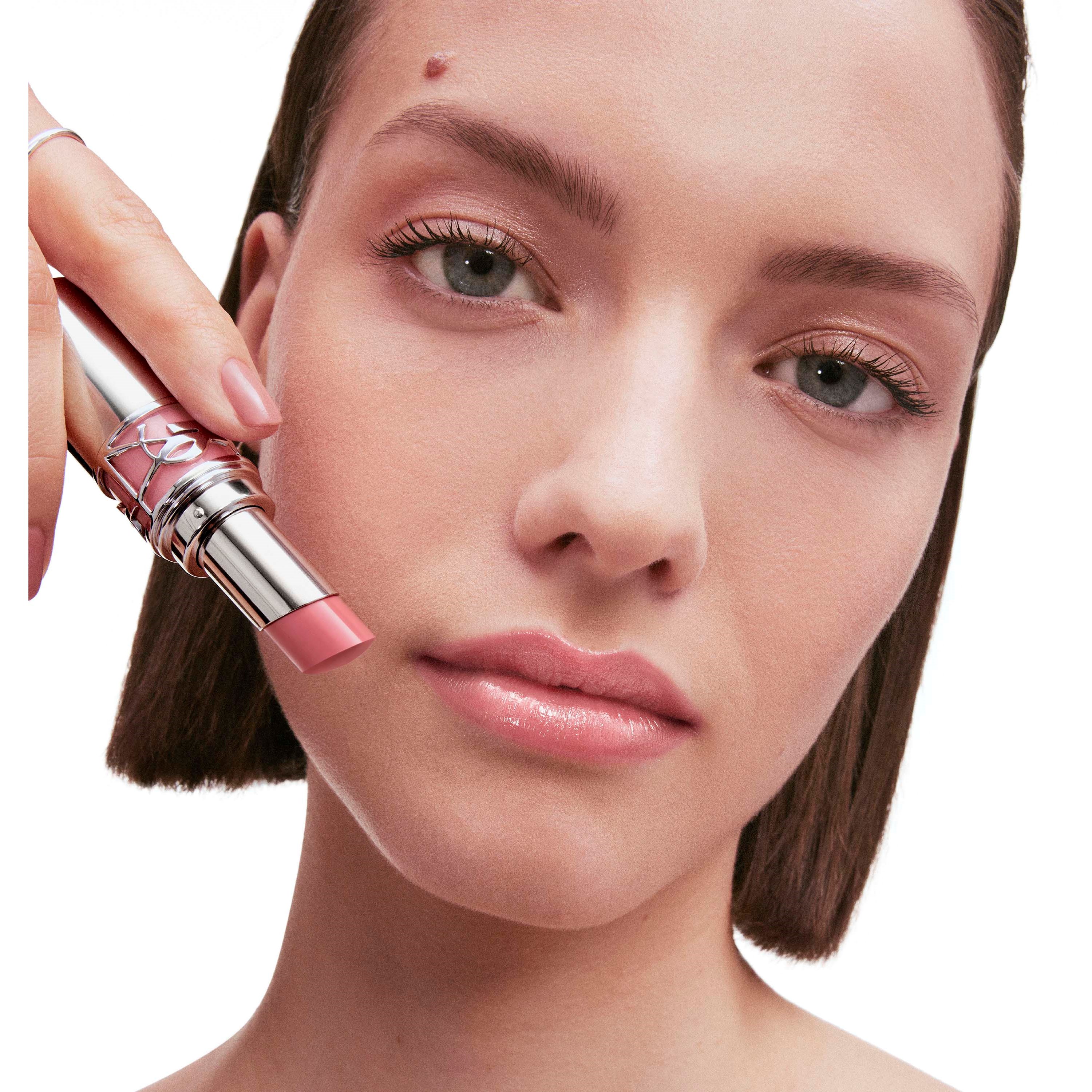 Yves Saint Laurent YSL Loveshine Wet Shine Lipstick 44 Nude Lavallière (obrázok 8)