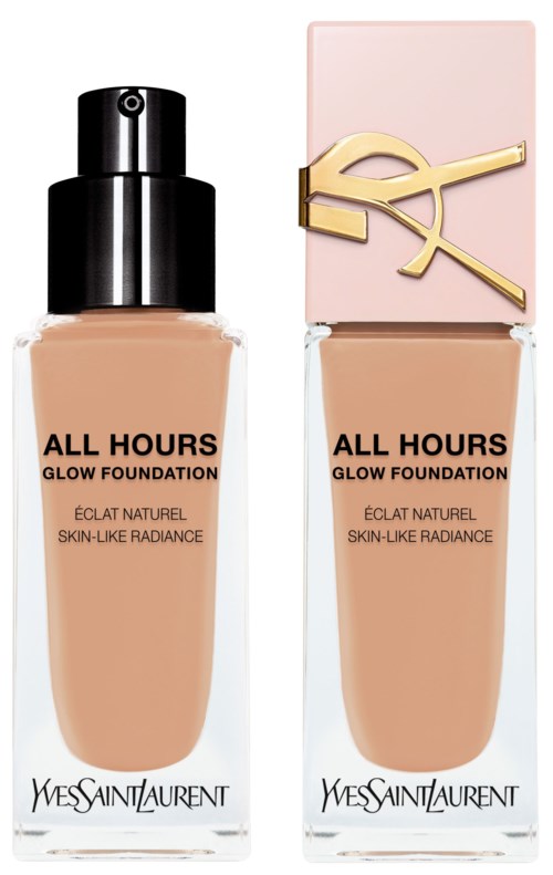 Dwie butelki Yves Saint Laurent All Hours Glow Foundation z czarnymi i różowymi zakrętkami. Zawierają beżową ciecz.