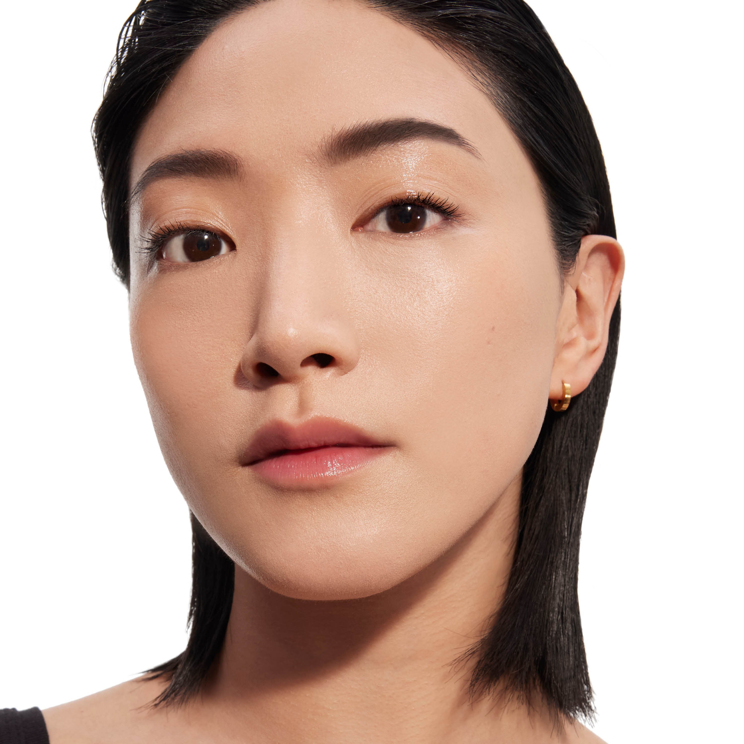 Yves Saint Laurent All Hours Glow Foundation LN3 (obrázok 4)