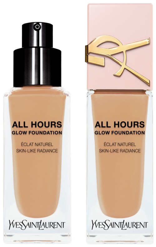Dwie butelki podkładu od Yves Saint Laurent, oznaczone 'All Hours Glow Foundation', jedna z czarnym dozownikiem, druga z różową nakrętką.