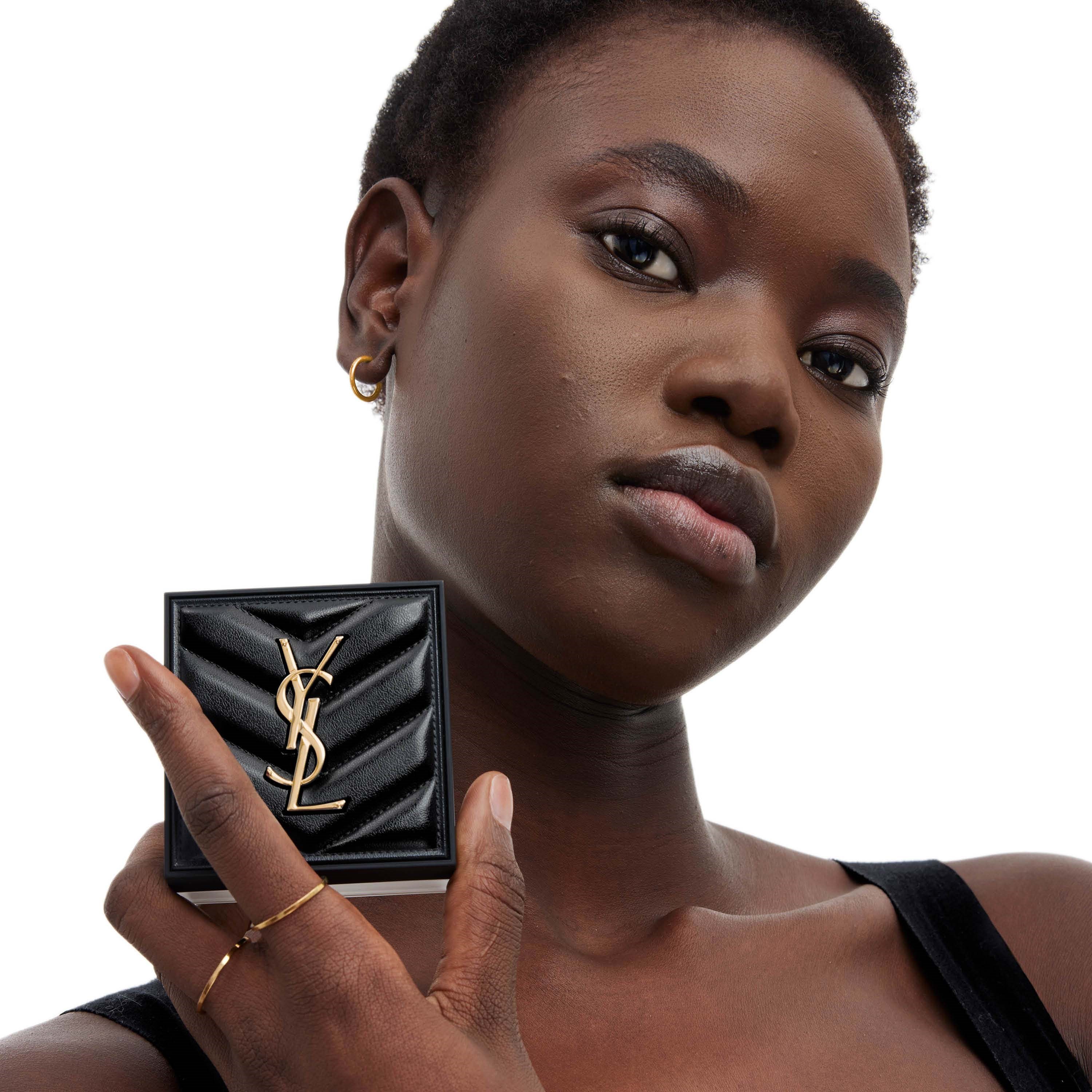 Yves Saint Laurent All Hours Hyper Blur Loose Powder 3 (obrázok 8)
