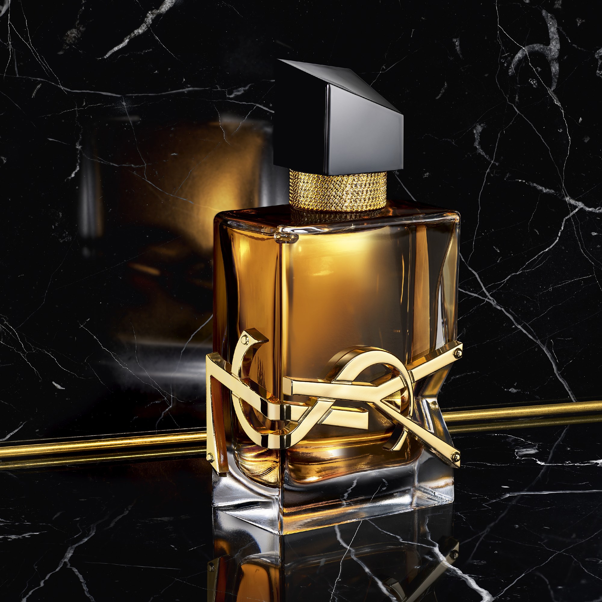 Yves Saint Laurent Libre Eau De Parfum Intense 50 ml (obrázok 7)