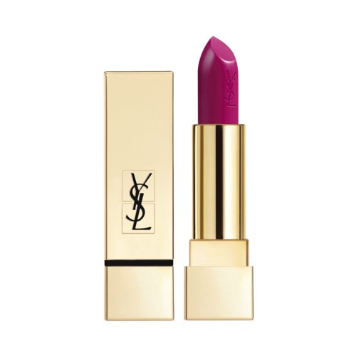 En rosa läppstift i ett glänsande guld- och krämfärgat fodral med Yves Saint Laurent-loggan på lådan.