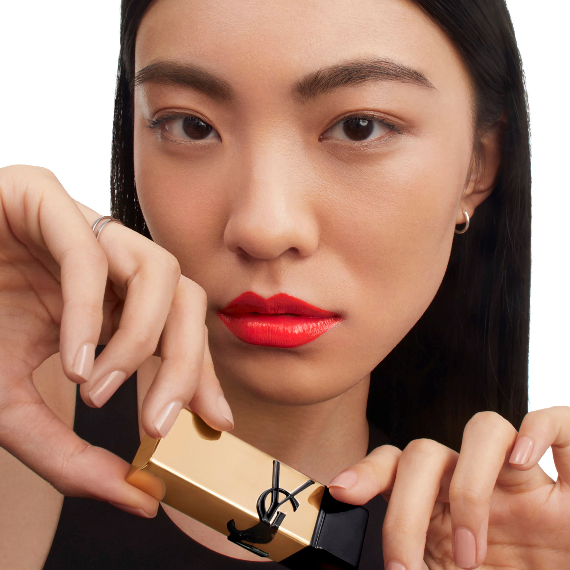 Yves Saint Laurent Rouge Pur Couture O6 Prêt A Porter Crimson (obrázok 7)
