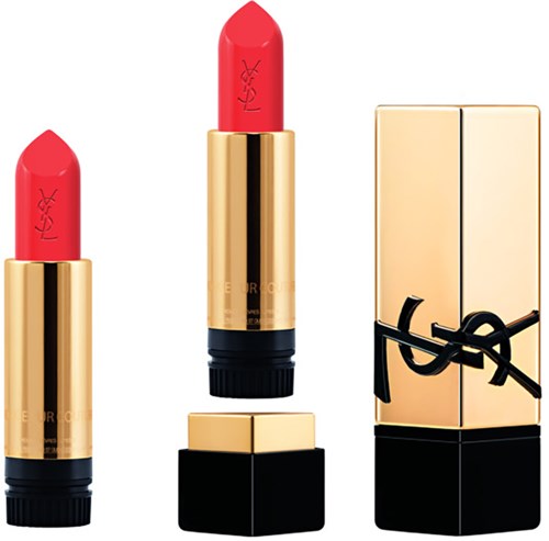 Zwei rote Lippenstifte mit Gold- und Schwarzverpackung und ein goldener Lippenstift mit schwarzem Banddesign.