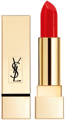 En YSL läppstift med ett guldhölje och röd läppstiftsfärg inuti.