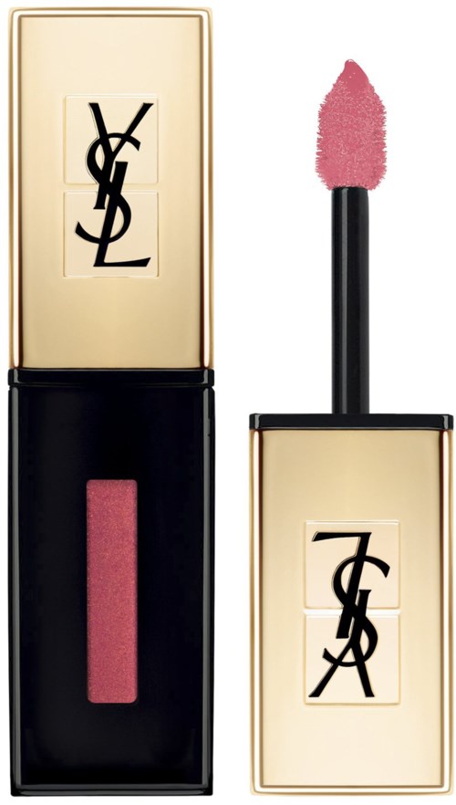 Leppestift med gull og svart emballasje, viser rosafarget leppefarge og YSL-logoen på emballasjen.