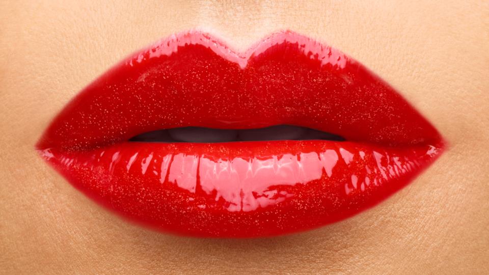 Yves Saint Laurent Vernis À Lèvres Rouge Fusain