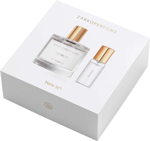 En hvit eske med gullhett som inneholder en parfyme og en mindre flaske, merket Zarkoperfume Twin Set.