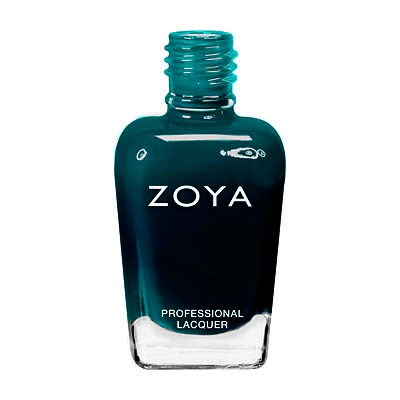 Eine blaue Nagellackflasche mit dem Markennamen ZOYA und dem Text 'PROFESSIONAL LACQUER'.