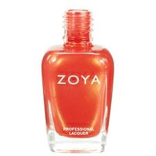 En flaska Zoya orange nagellack med klar glasbehållare och vitt textetikett.