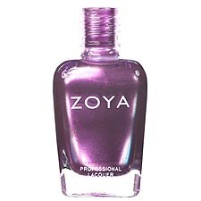 En lila nagellackflaska märkt ZOYA, med ett glänsande lock och genomskinlig kropp som visar lacken inuti.