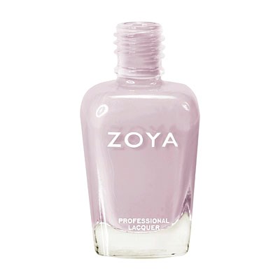 En klar, ljusrosa nagellacksflaska märkt 'ZOYA' och 'PROFESSIONAL LACQUER' utan lock.