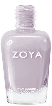 En tydlig glasflaska märkt ZOYA med vitt text, innehållande rosa nagellack.
