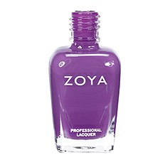 En lila nagellackflaska märkt 'ZOYA' och 'PROFESSIONAL LACQUER'.
