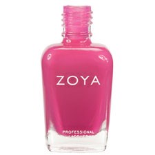 En rosa nagellackflaska märkt ZOYA, med en klar glasbas och ett rosa lock, står upprätt.