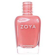 Pink nagellackflaska med märket ZOYA på.