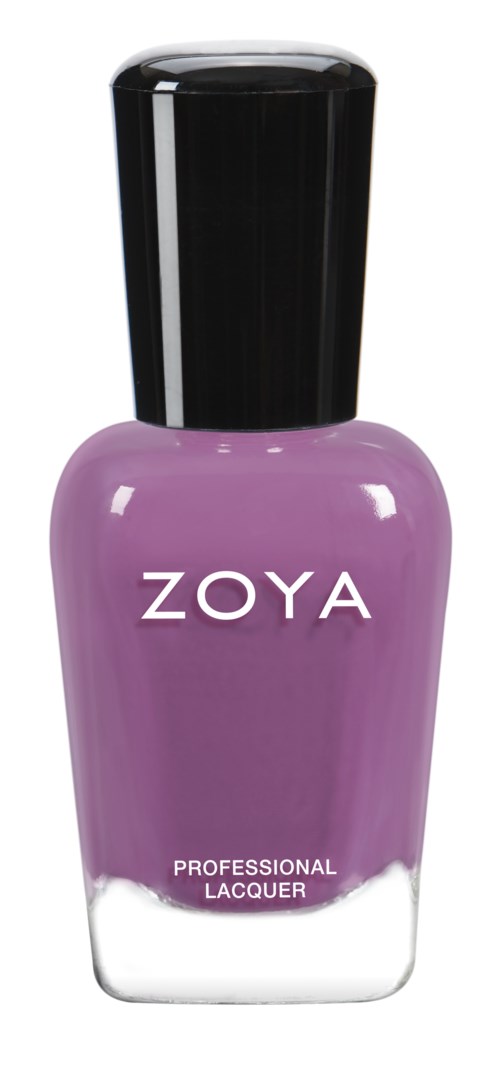 En lila nagellackflaska med svart lock och texten 'ZOYA' på.