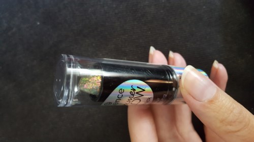 essence glimmer glow lipstick