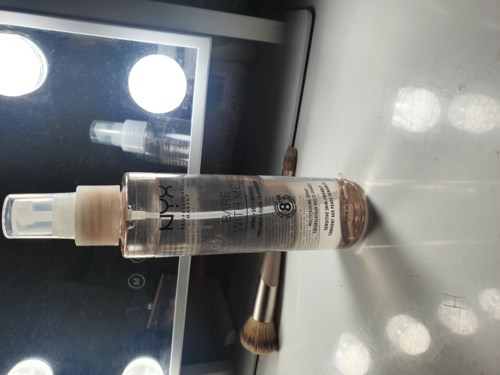 NYX PROFESSIONAL MAKEUP Bare With Me Prime Set Refresh Spray