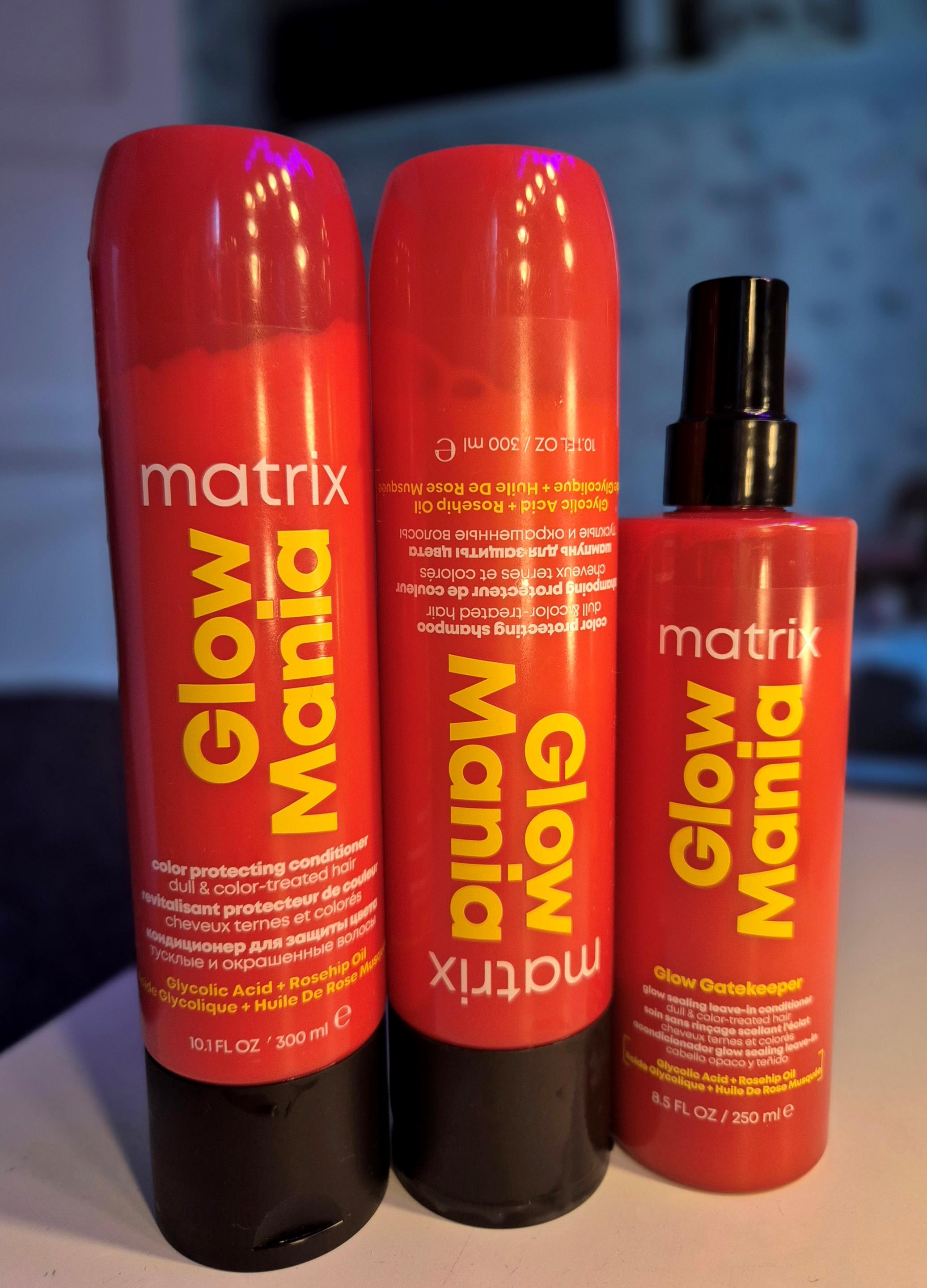 Matrix Glow Mania Color Protecting Shampoo 300 ml | lyko.com