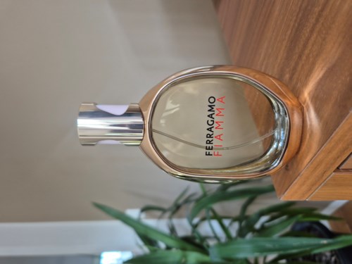 FERRAGAMO FIAMMA 香水 35ml Ferragamo Fiamma Eau de Parfum 35ml – BEAUTY SCENTIMENTS