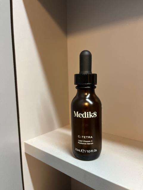 Medik8 Skin Ageing C-Tetra Radiance Serum 30 ml | lyko.com Medik8 Skin Ageing C-Tetra Radiance Serum 30 ml | lyko.com