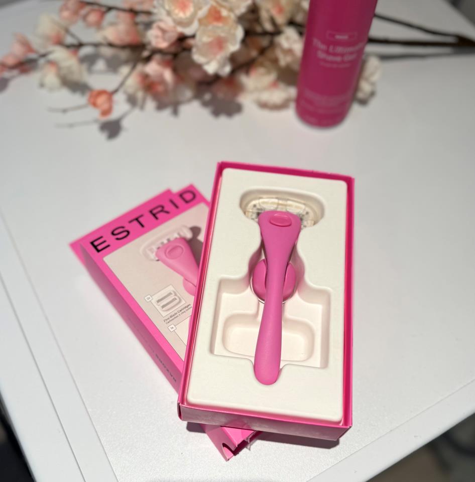 Estzrid Razor Founder Estrid The Razor Starter Kit Space | Lykoshop.dk