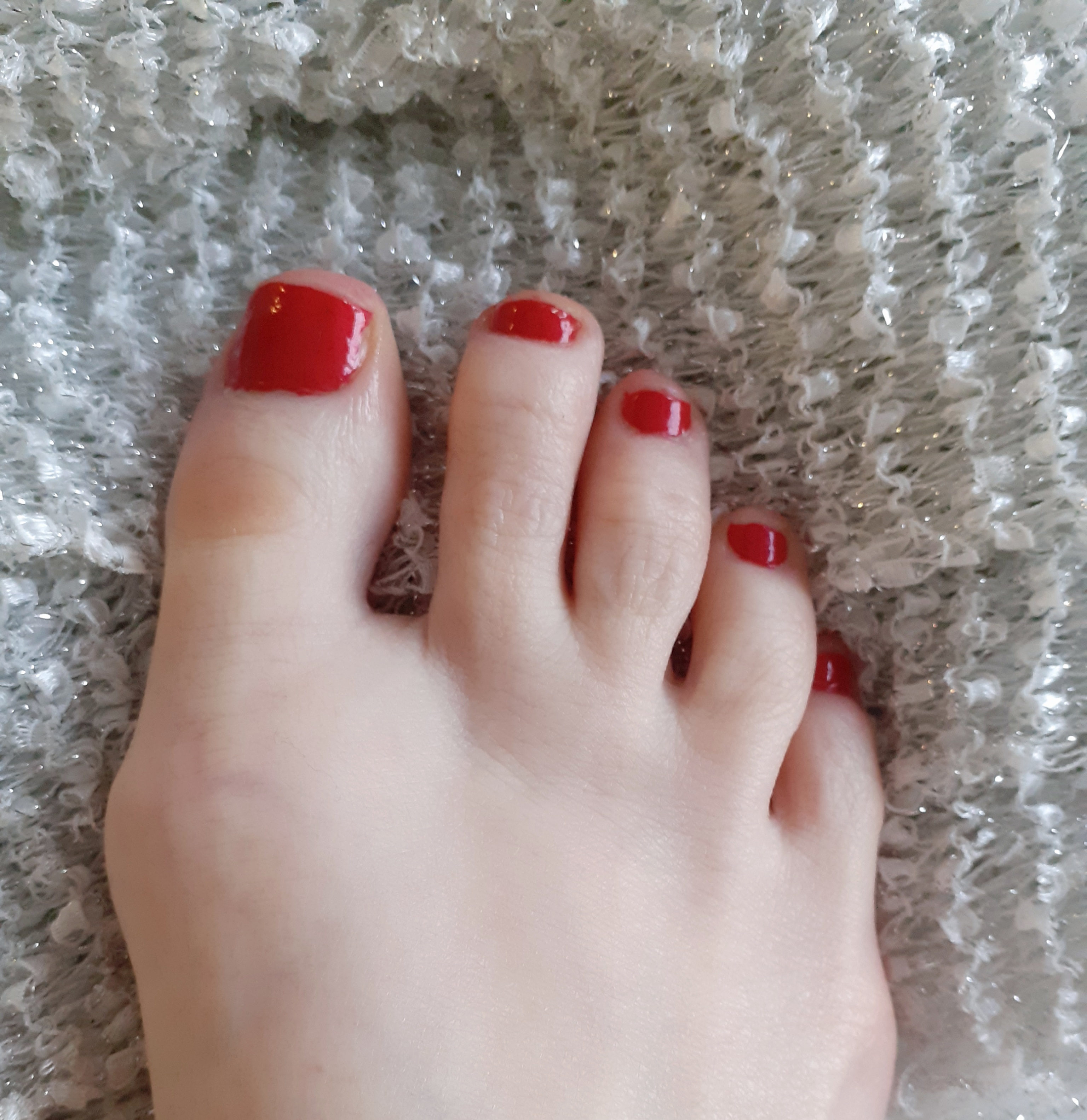Essie not red-y for Real Snuggle The collection Nail Lacquer 749 Is bed
