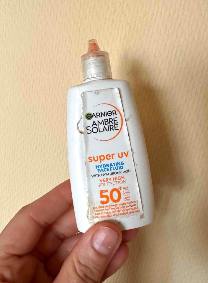 Garnier Ambre Solaire Super UV Hyaluronic Acid Hydrating Fluid SPF50 Garnier Ambre Solaire Super UV Hyaluronic Acid Hydrating Fluid SPF50