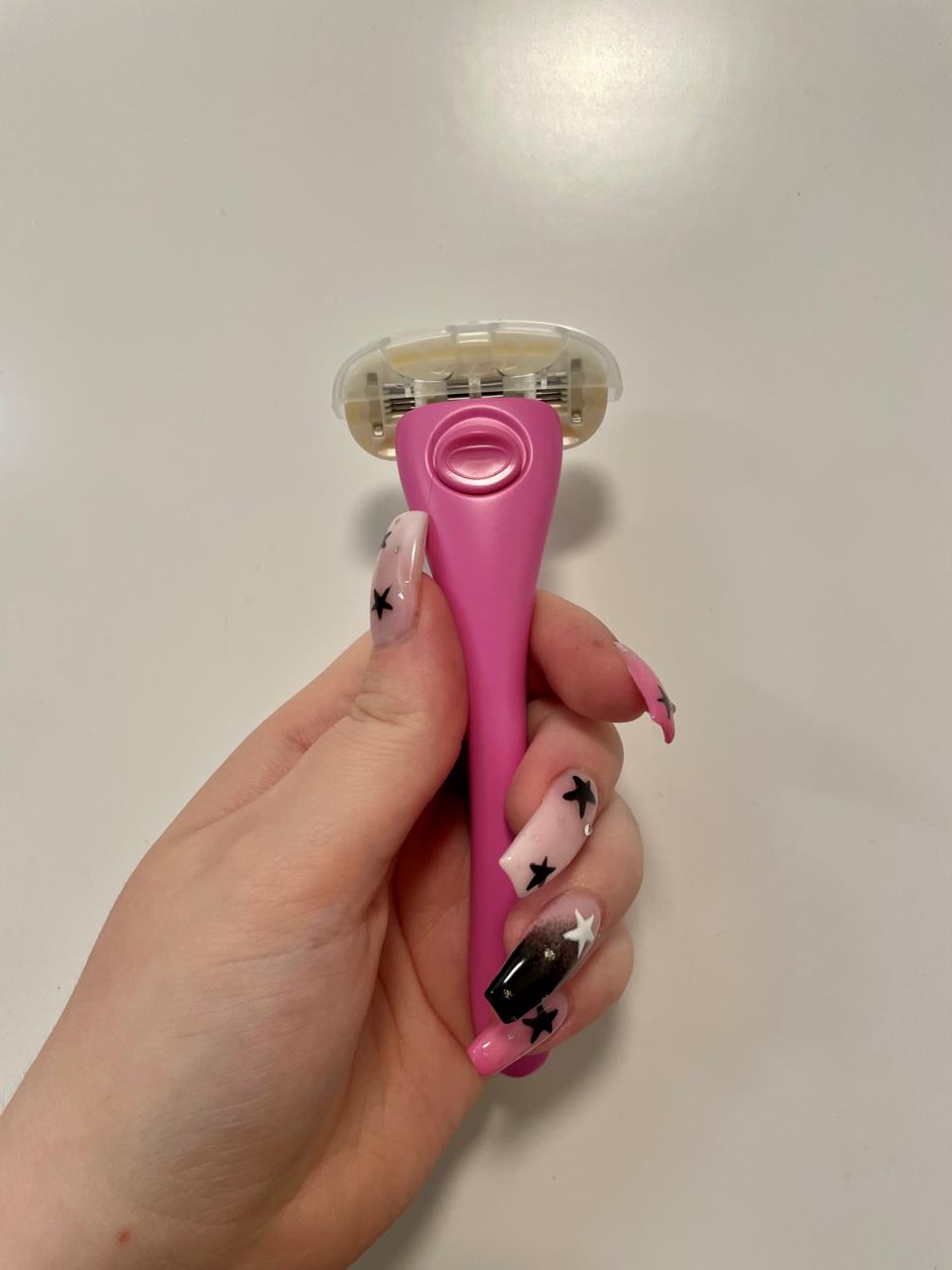 Estrid The Razor Starter Kit Bloom | lyko.com