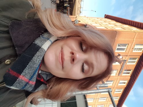 Viva la Diva Makeup Glitter bomb