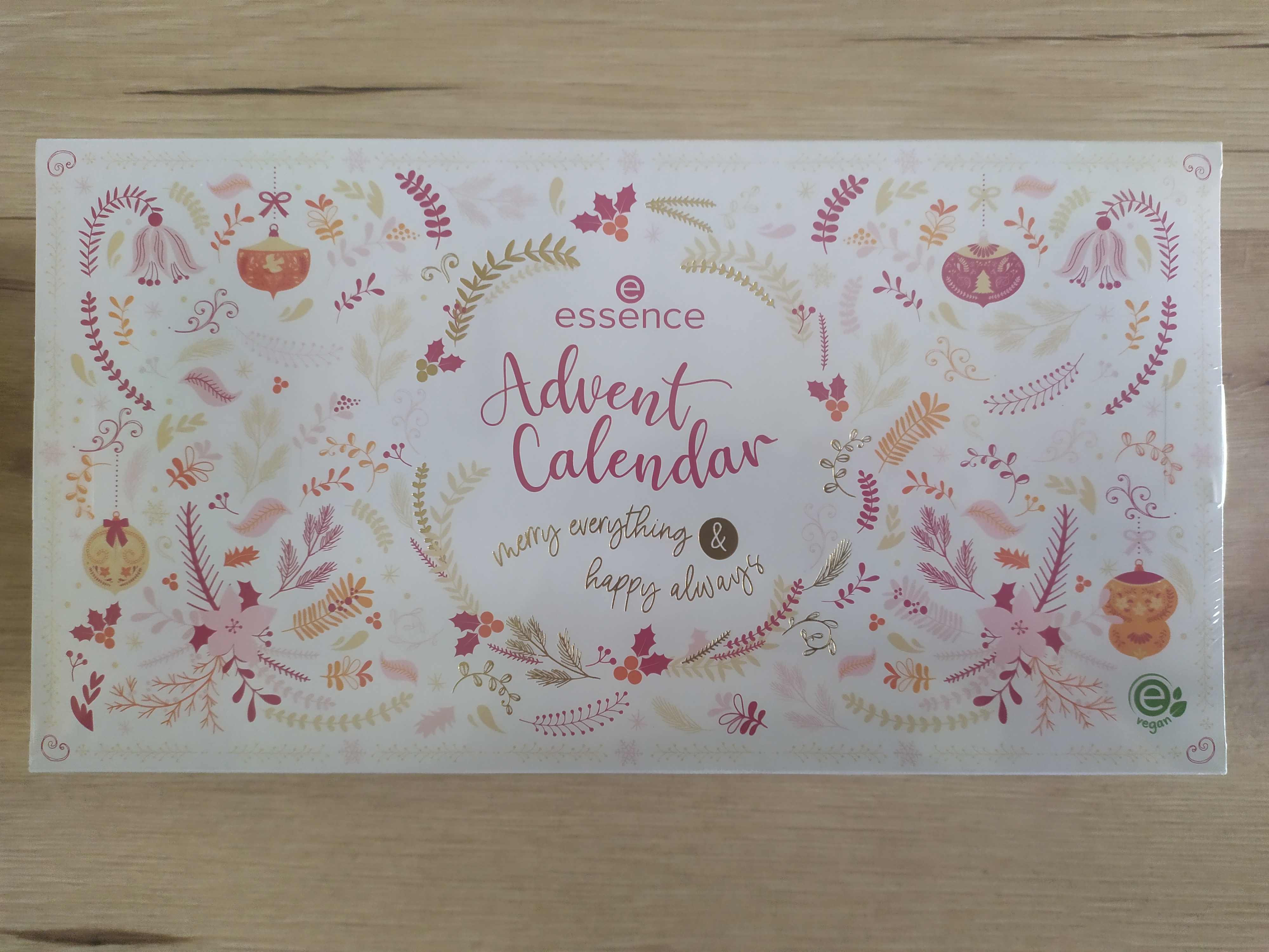 Essence - Calendrier de l'Avent Merry Everything & Happy Always