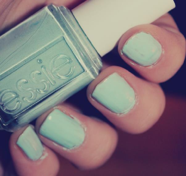 Essie Nail Lacquer 49 Wicked