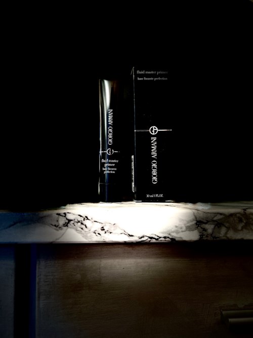 Armani fluid discount master primer