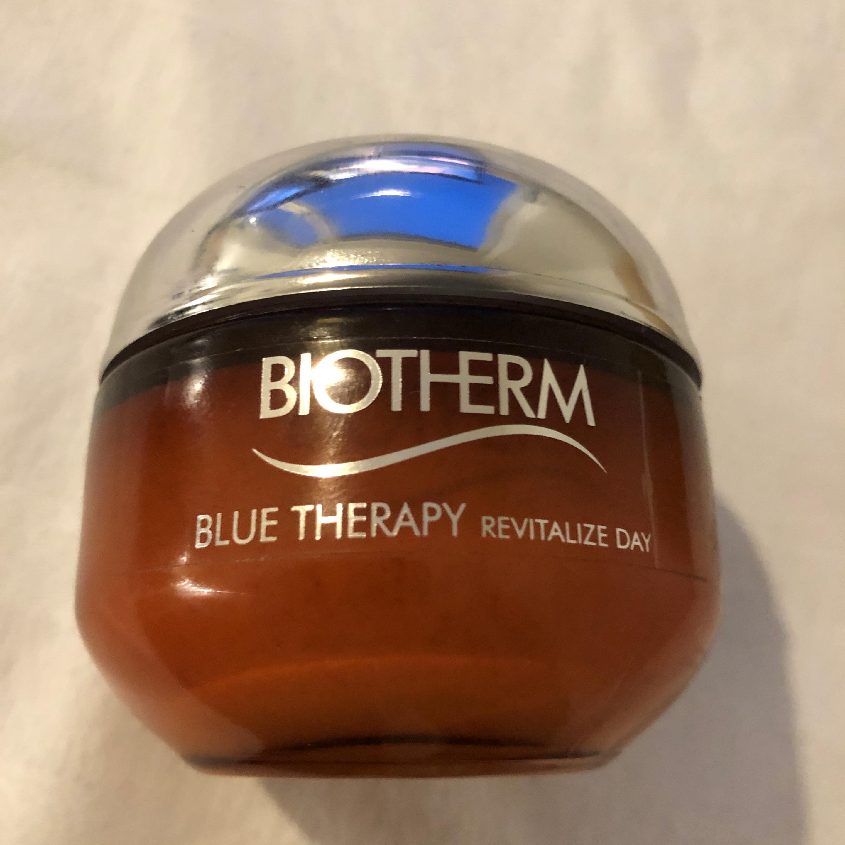 Biotherm Blue Therapy Amber Algae Revitalize Day Cream 50 Ml Lyko biotherm-blue-therapy-amber-algae-revitalize-day-cream-50-ml-lyko