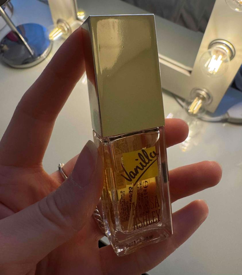 HOT Spray Alyssa Ashley Vanilla Fragrantica Alyssa Ashley Vanilla