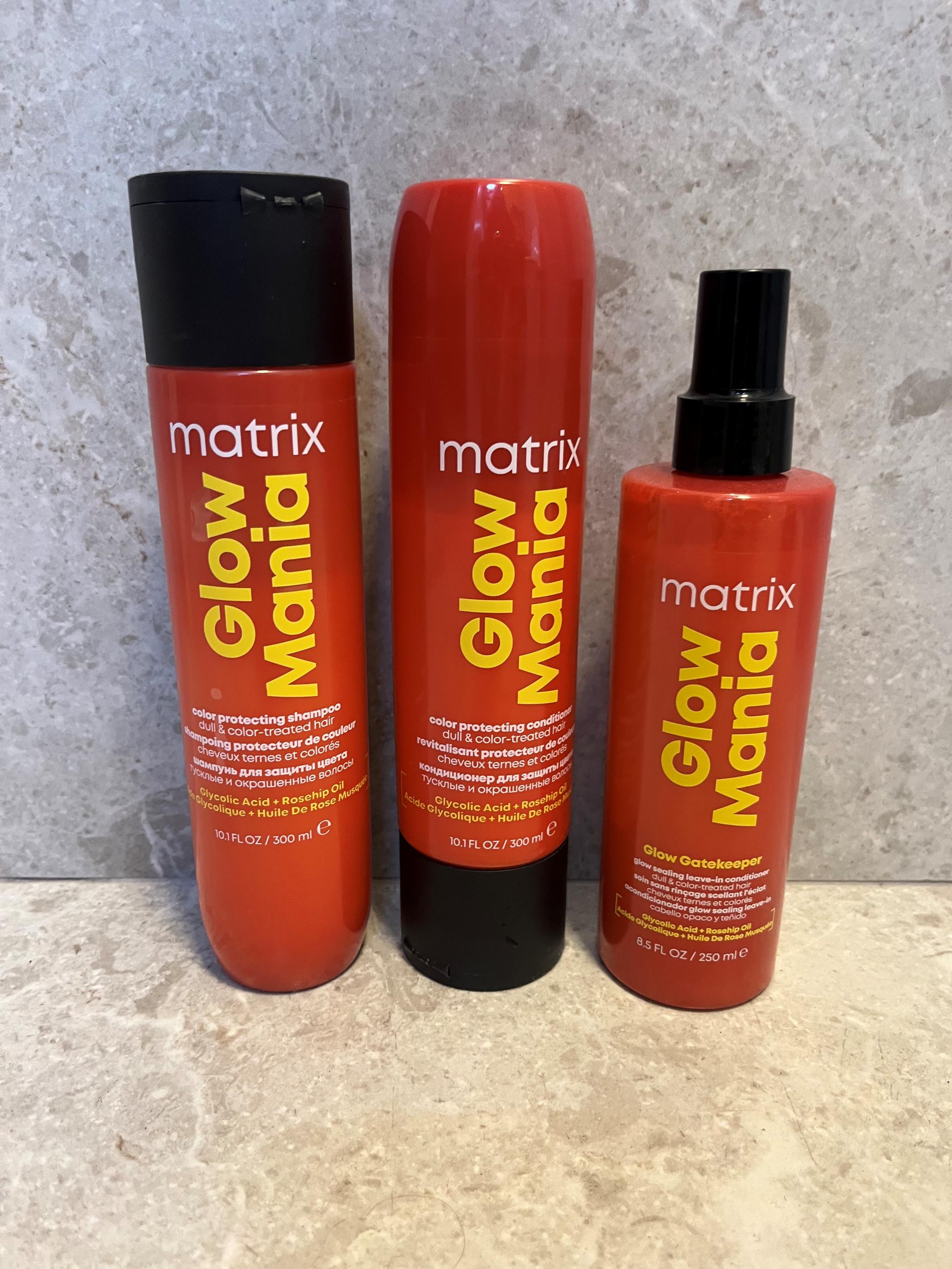 Matrix Glow Mania Color Protecting Shampoo 300 ml | lyko.com