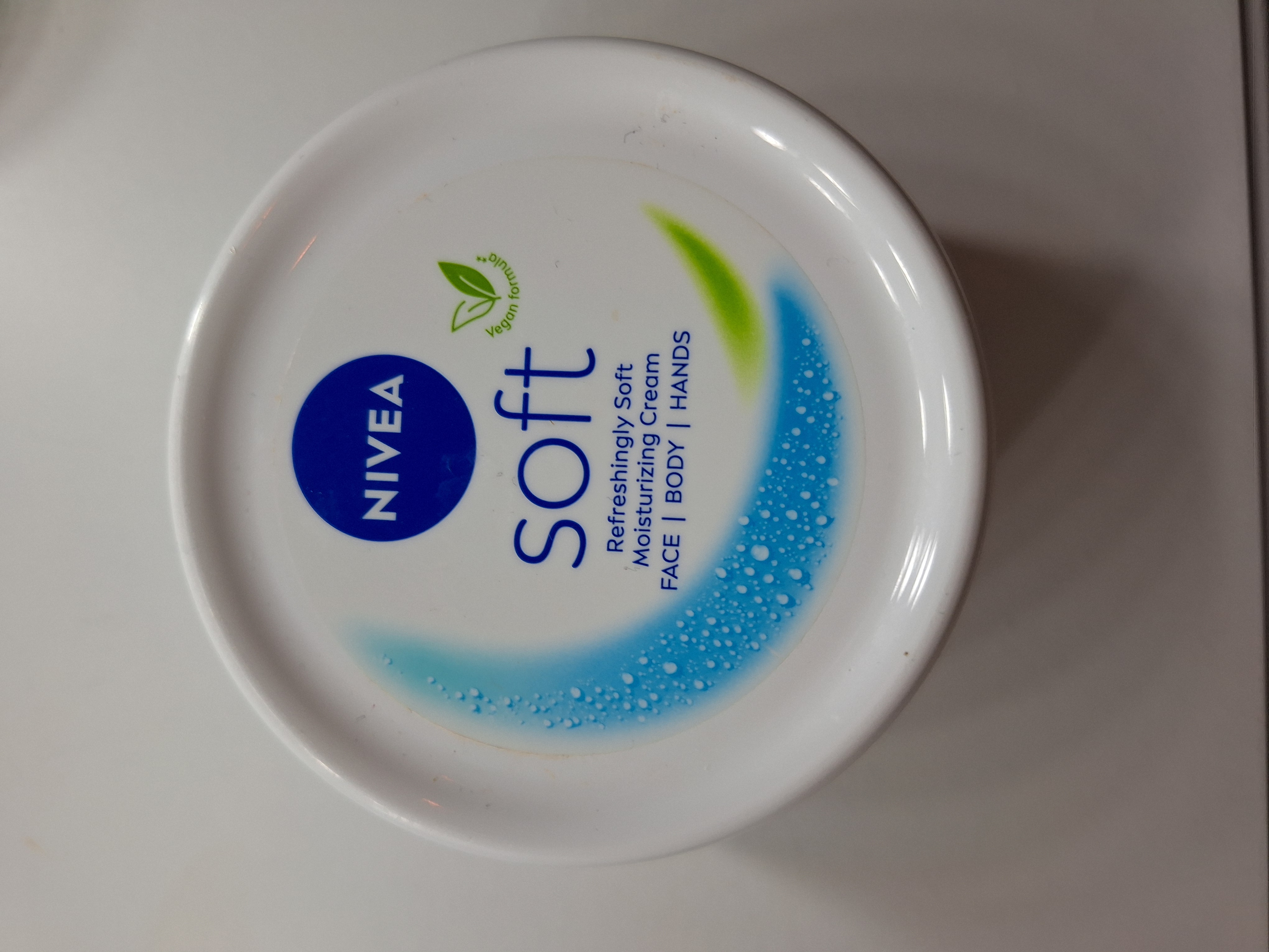 NIVEA Soft 300 ml