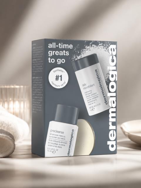 Zestaw do pielęgnacji skóry z dwoma produktami Dermalogica, w butelce i tubce, na miękkiej białej powierzchni.