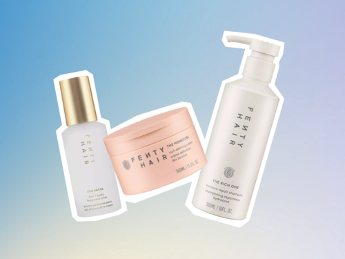 Tre hårvårdsprodukter från Fenty Beauty, inklusive en flaska, en burk och en pumpflaska med vit förpackning.